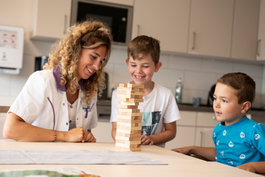 Demokratie ist für unsere Arbeit unverzichtbar © Foto: Jörn Lehmann Wir sind für Kinder mit ihren Familien da