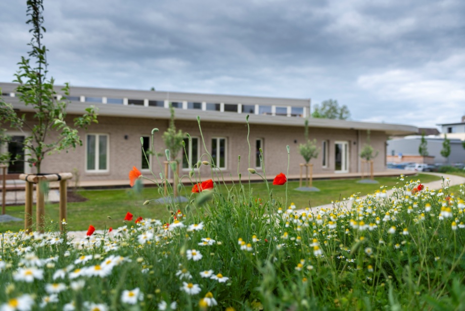 Hospiz-Gebäude ist ein Begleiter von Würde © Foto: Jörn Lehmann Hospiz-Architektur: Ein Begleiter von Würde